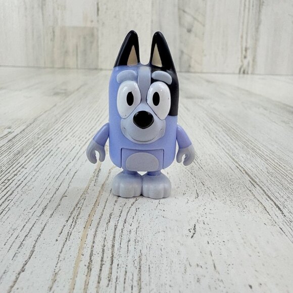 Bluey OLDER SOCKS and MUFFIN Set Heeler Cousin Standing Figure Blue RARE - Picture 9 of 16